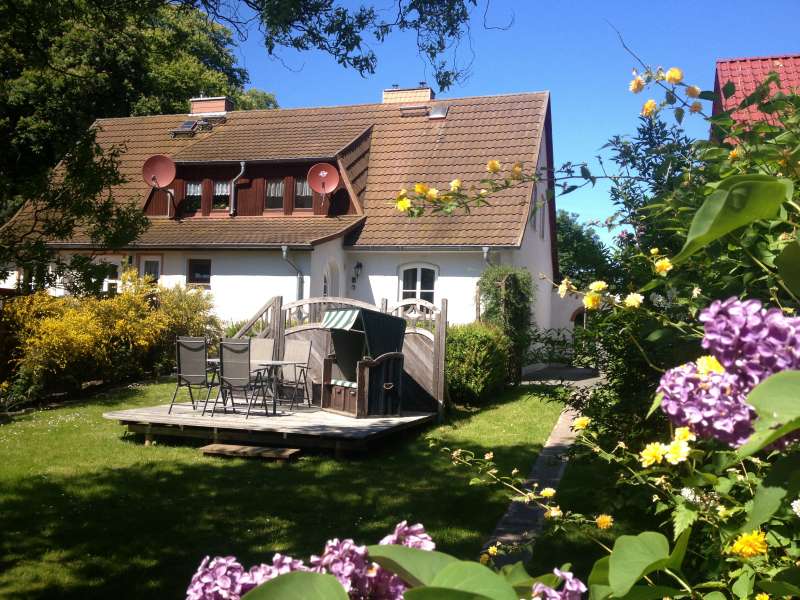 Ferienhaus mit Garten