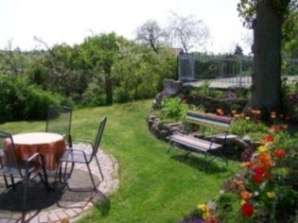 Terrasse vor dem Ferienhaus 