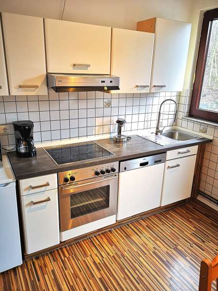 Küche mit Esstisch - Bildergalerie: Ostsee FeWo für 4 Personen in Selk