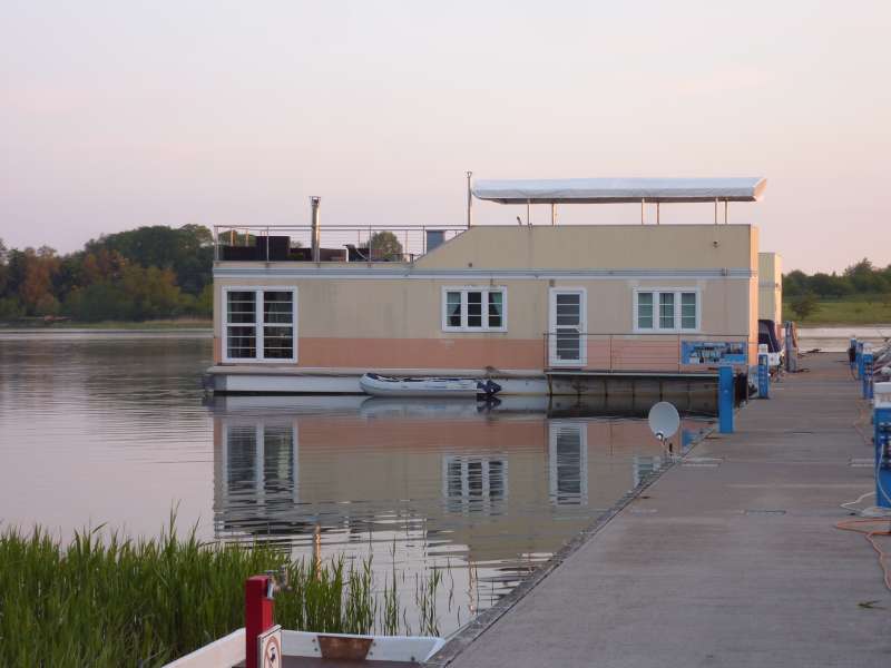 Bild von Mecklenburg-Vorpommern Hausboot Ferienhaus