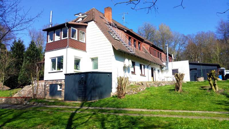 Haus mit 14.000m² Naturpark