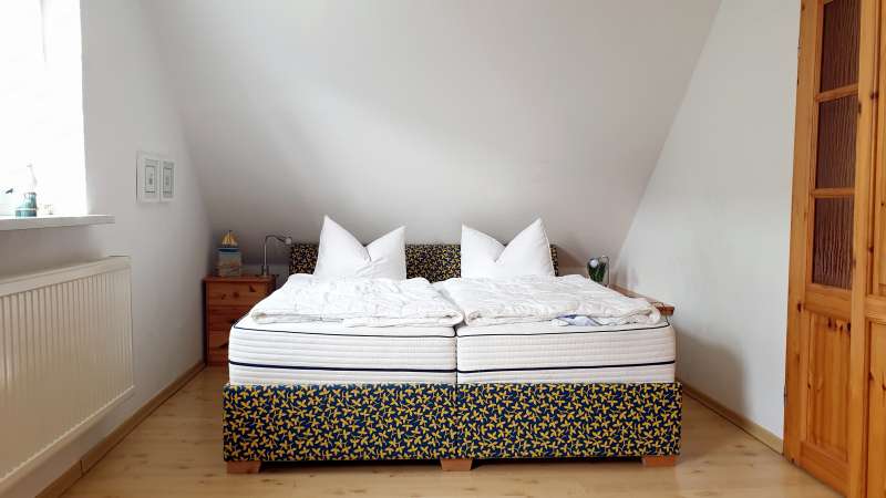 1.Schlafzimmer mit Doppelbett