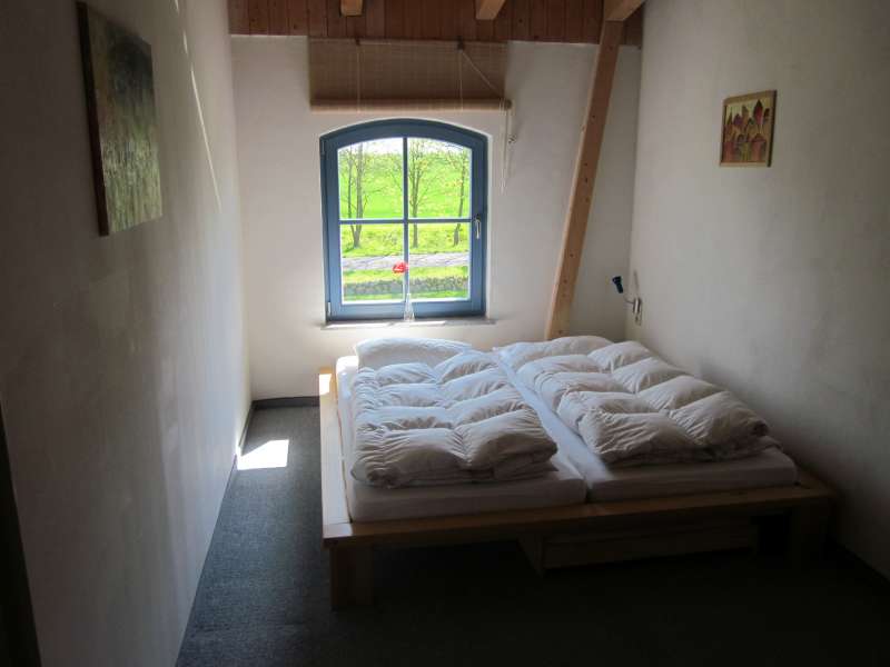 Schlafzimmer 2