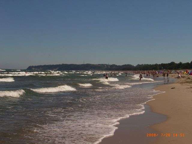 zu Fuß zum Strand gehen