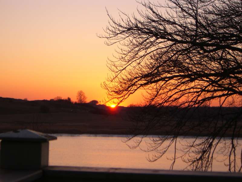 Westbalkon mit Sonnenuntergang